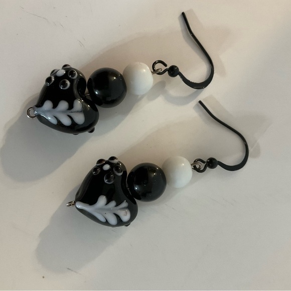 Hand Crafted Necklace Bracelet Black & White Floral Hearts Striped Beads - Picture 4 of 9